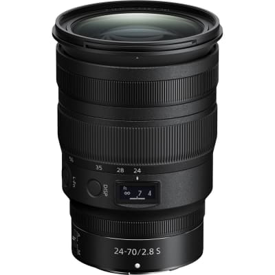 Nikon AF-S FX Nikkor 24-70 mm f/2.8E ED Vibration Reduction Zoom Lens with Auto Focus for Nikon DSLR Cameras